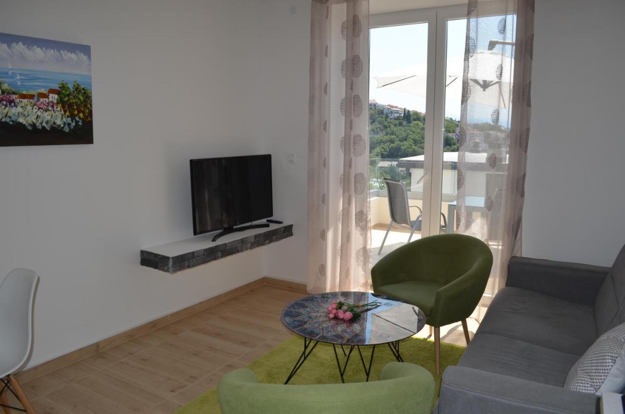 تْسْغيكفانِتْسا Apartments Korina المظهر الخارجي الصورة