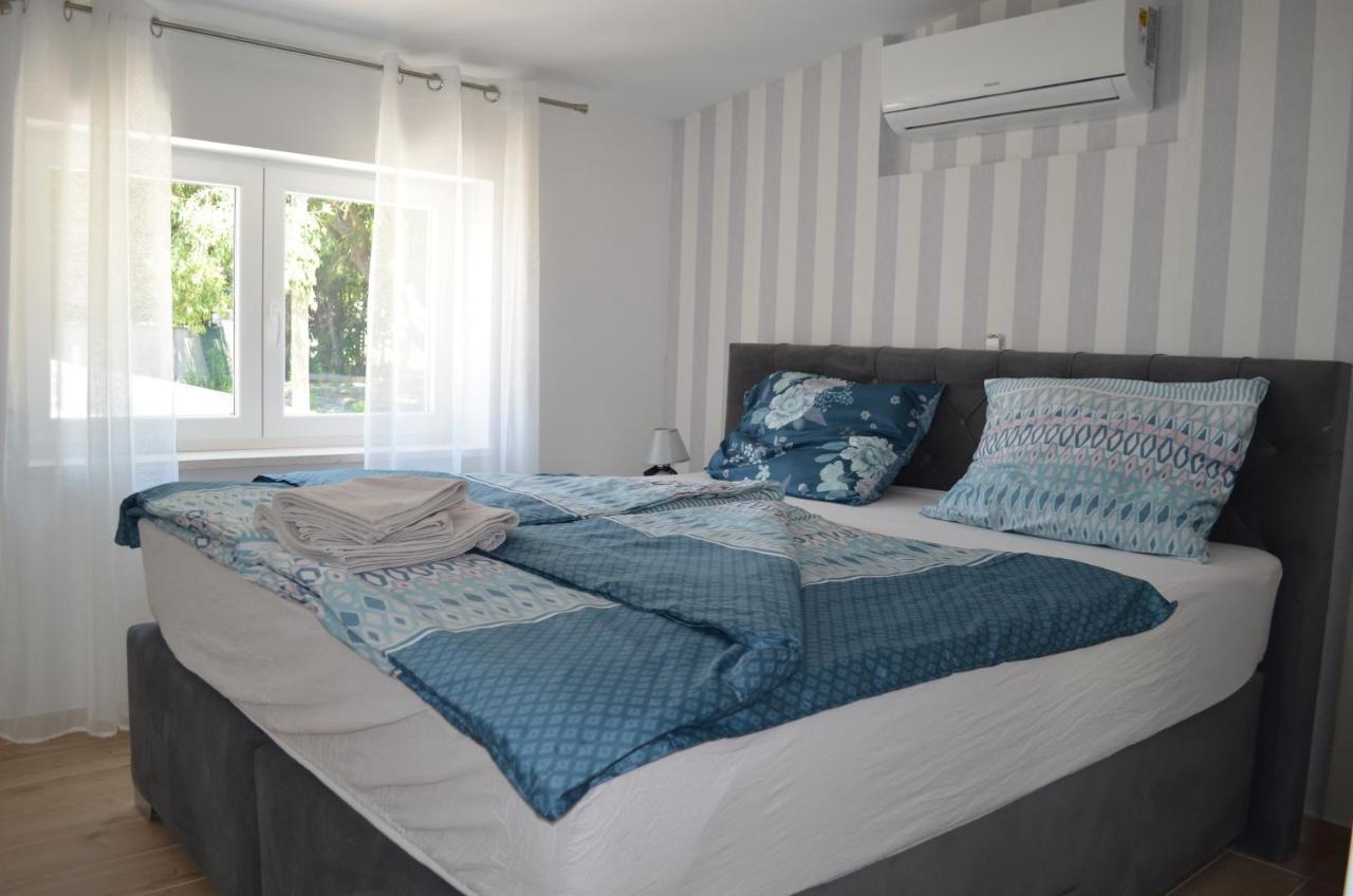 تْسْغيكفانِتْسا Apartments Korina المظهر الخارجي الصورة